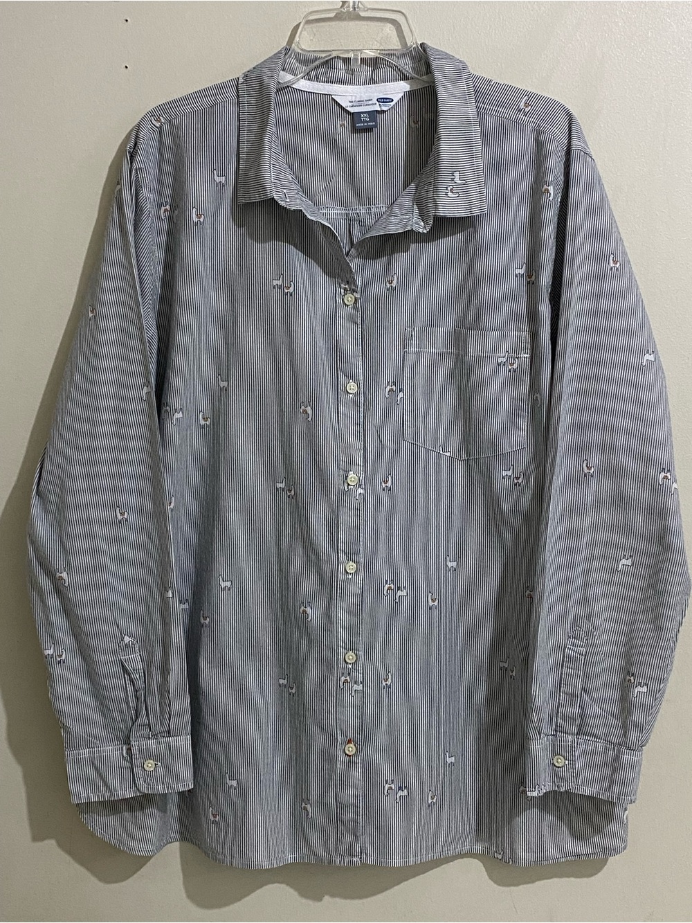 Old Navy Llama Pattern Gray and White Pinstripe Button Up Classic Shirt Women